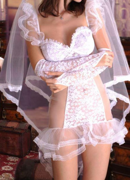 Bridal lingerie with veil. Sexy white lace night dress with veil